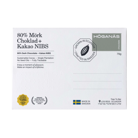Chocolate negro 80% cacao con trozos de nibs de cacao. Extra crujiente, con un sabor puro y tostado que resalta la esencia del c